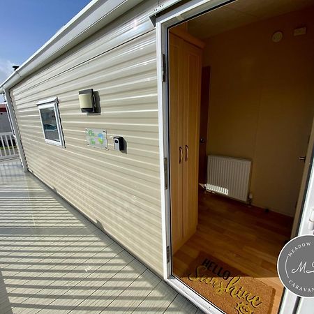 Palm Grove 132 - Pet Friendly, Wifi, Central Heating, Close To Shops And Beach - Meadow Lakes Caravan & Lodge Hire Чапел-Сент-Леонардс Экстерьер фото